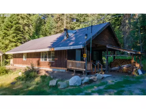 14028 Pine Creek Ln, Baker City, OR 97814