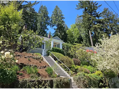 3366 NW Vaughn St, Portland, OR 97210