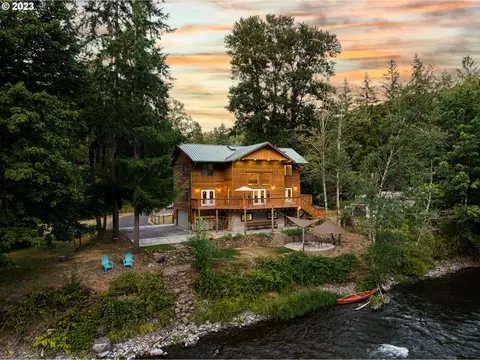 357 Laverne Dr, Kalama, WA 98625