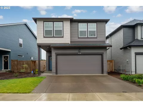 818 Ben Brown Ln, Woodburn, OR 97071