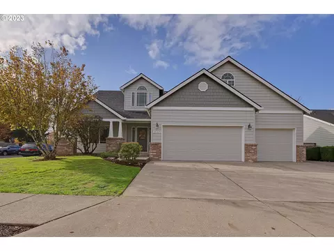 1583 SW Wright Pl, Troutdale, OR 97060
