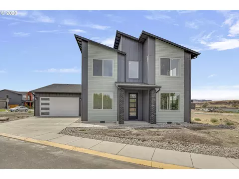 156 Southshore Ave, The Dalles, OR 97058
