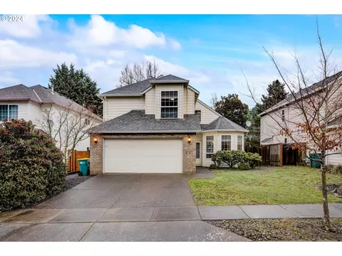 7615 SW Gearhart Dr, Beaverton, OR 97007
