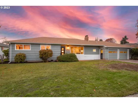 2465 Northgate Ave NE, Salem, OR 97301