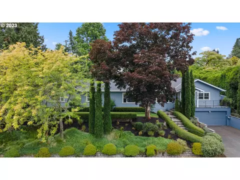 7975 SW Westgate Way, Portland, OR 97225