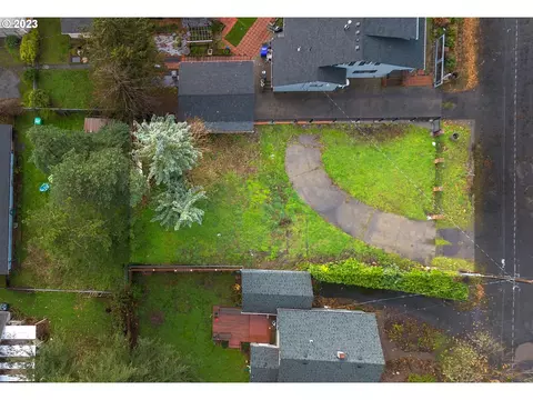 6908 SE 77th Ave N, Portland, OR 97206