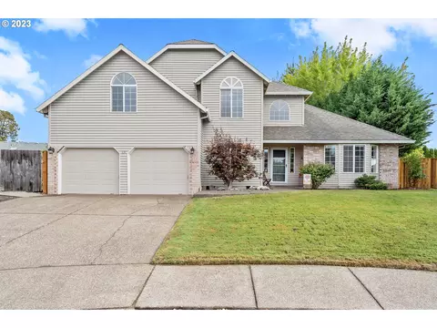 651 NE Kathleen Ct, Hillsboro, OR 97124