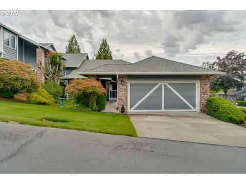 2082 Sunray Cir, West Linn, OR 97068