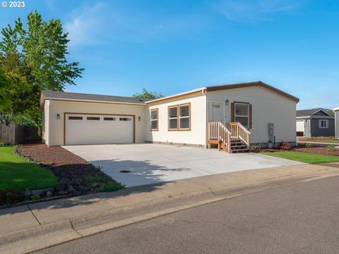 146 Matthew Lee Ct, Roseburg, OR 97471