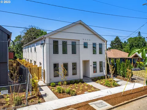7519 N Clarendon Ave #4, Portland, OR 97203