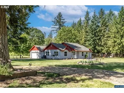 40333 Fish Hatchery Dr, Scio, OR 97374
