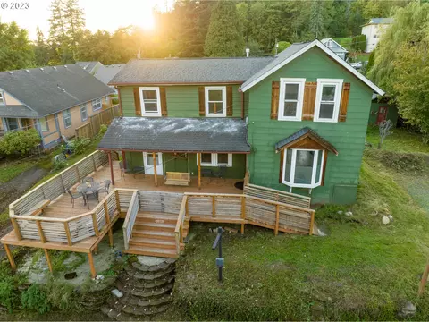 1313 NW Couch St, Camas, WA 98607