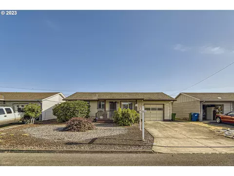 1378 Vanderbeck Ln, Woodburn, OR 97071