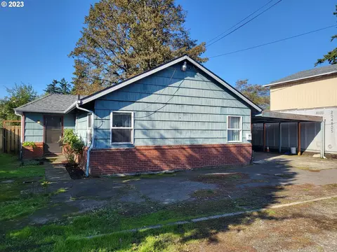 9021 SE 70th Ave, Portland, OR 97206
