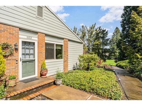 1602 Bonniebrae Dr, Lake Oswego, OR 97034