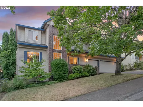 15743 SW Barrington Ter, Portland, OR 97224