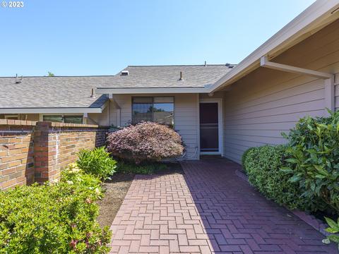 16940 SW Matador Ln, King City, OR 97224