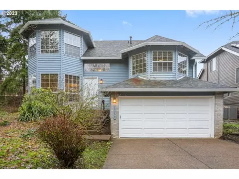 13259 SW Tapadera St, Beaverton, OR 97008