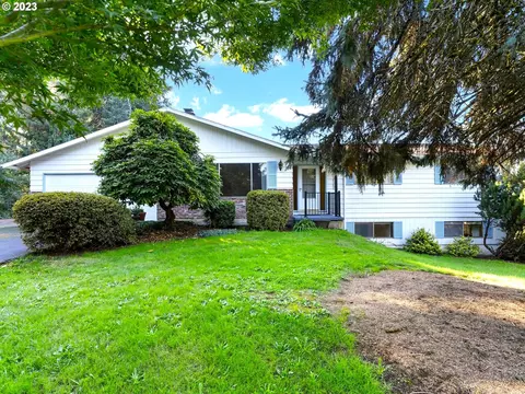 16377 SE Van Zyl Dr, Damascus, OR 97089