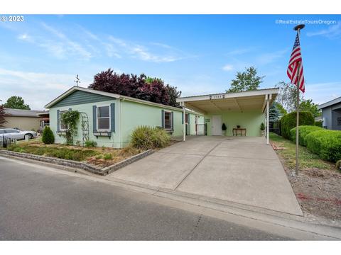 1745 SW Nicole Dr #76, Mcminnville, OR 97128