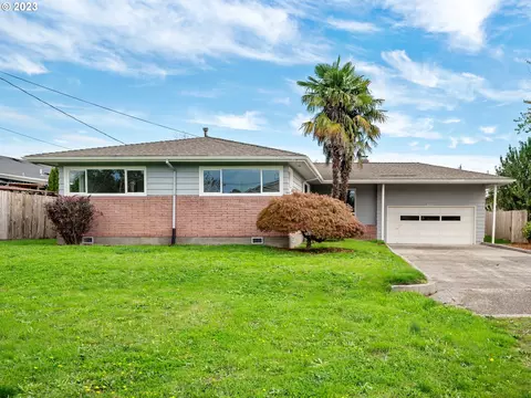 524 S 10th St, Saint Helens, OR 97051