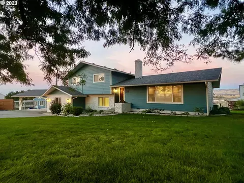 71049 Arabian Dr, Pendleton, OR 97801