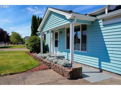 1310 Chestnut St, Albany, OR 97322