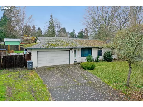 978 NW Garibaldi St, Hillsboro, OR 97124