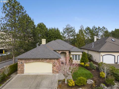 4414 NW Tamoshanter Way, Portland, OR 97229