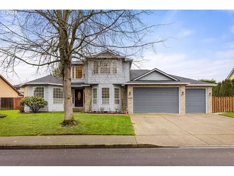 3310 NW 129th St, Vancouver, WA 98685
