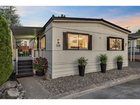 21100 NE Sandy Blvd #108, Fairview, OR 97024