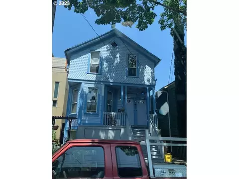 2513 NW Upshur St, Portland, OR 97210