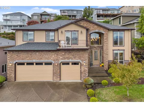 815 W X St, Washougal, WA 98671