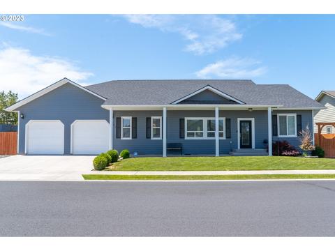 2055 NE 8th St, Hermiston, OR 97838