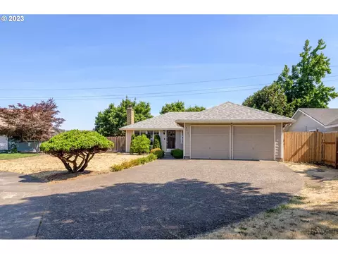 3177 Kentwood Dr, Eugene, OR 97401