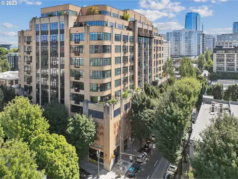 420 NW 11th Ave #909, Portland, OR 97209