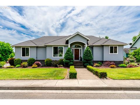 1083 SE Greenbriar Ave, Dallas, OR 97338