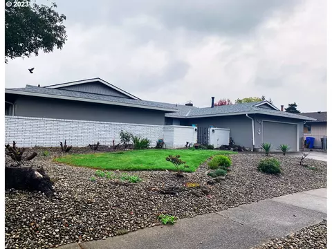 1160 NE Country Club Ave, Gresham, OR 97030