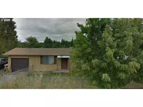 351 SE Darrell Ave, Winston, OR 97496