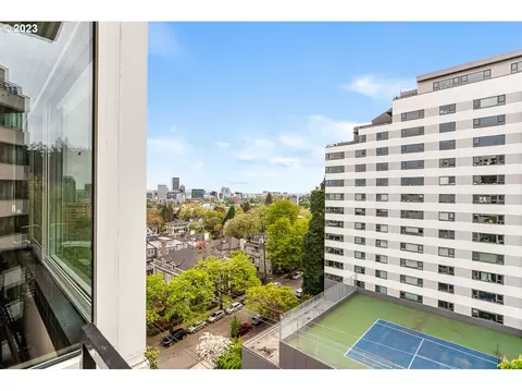 2211 SW Park Pl #1003, Portland, OR 97205