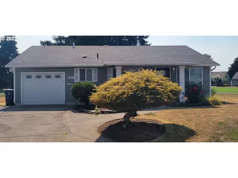 683 W Clackamas Cir, Woodburn, OR 97071