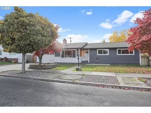604 W 8th St, The Dalles, OR 97058