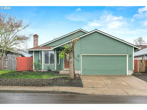 6898 SE Borwick St, Hillsboro, OR 97123