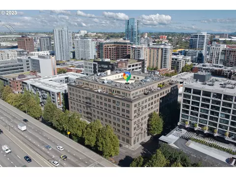 1420 NW Lovejoy St #325, Portland, OR 97209