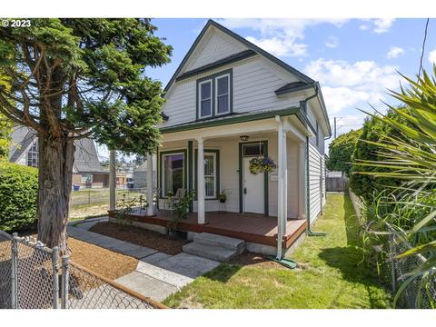 302 S 4th Ave, Kelso, WA 98626