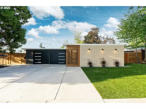 13855 SW Bonnie Brae Ct, Beaverton, OR 97005