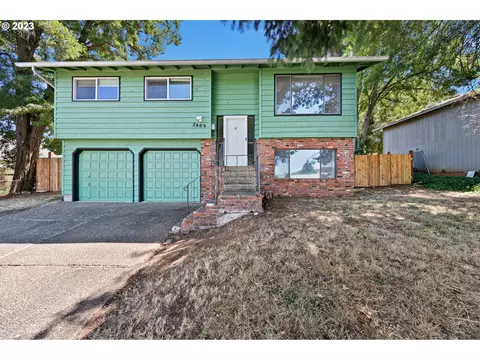 2409 E Main St, Cottage Grove, OR 97424