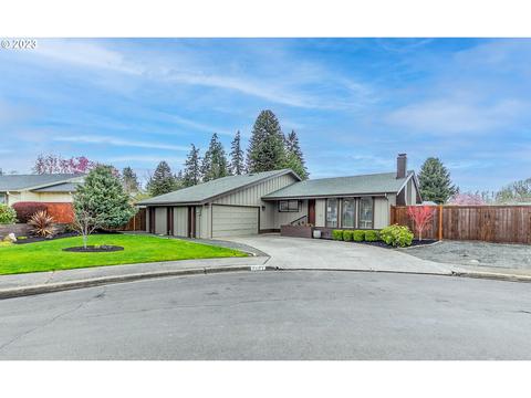 4467 Hyacinth St, Eugene, OR 97404 photo 1