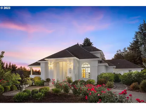 14781 SW Juliet Ter, Portland, OR 97224