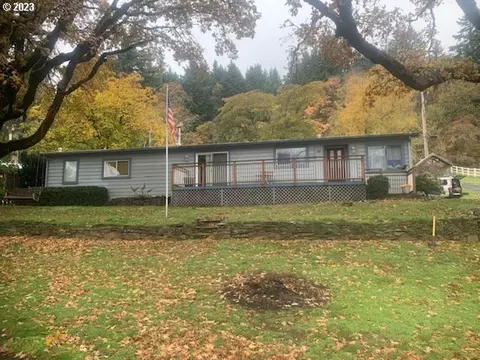 21 Sonnys Rd, Stevenson, WA 98648